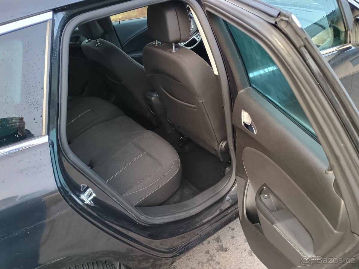 Prodám Opel Astra 1.6 CDTI 100kw - 6