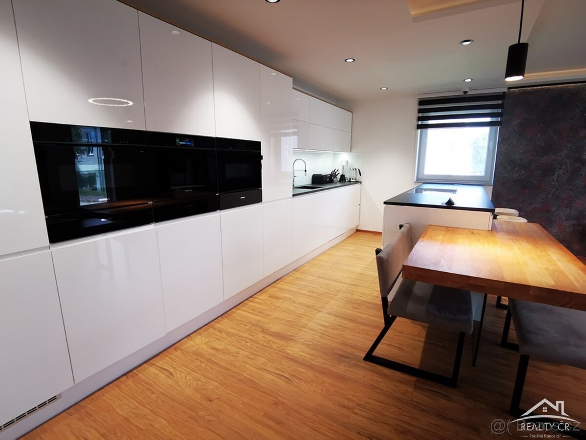 Prodej luxusního bytu 3+kk Polná - 6