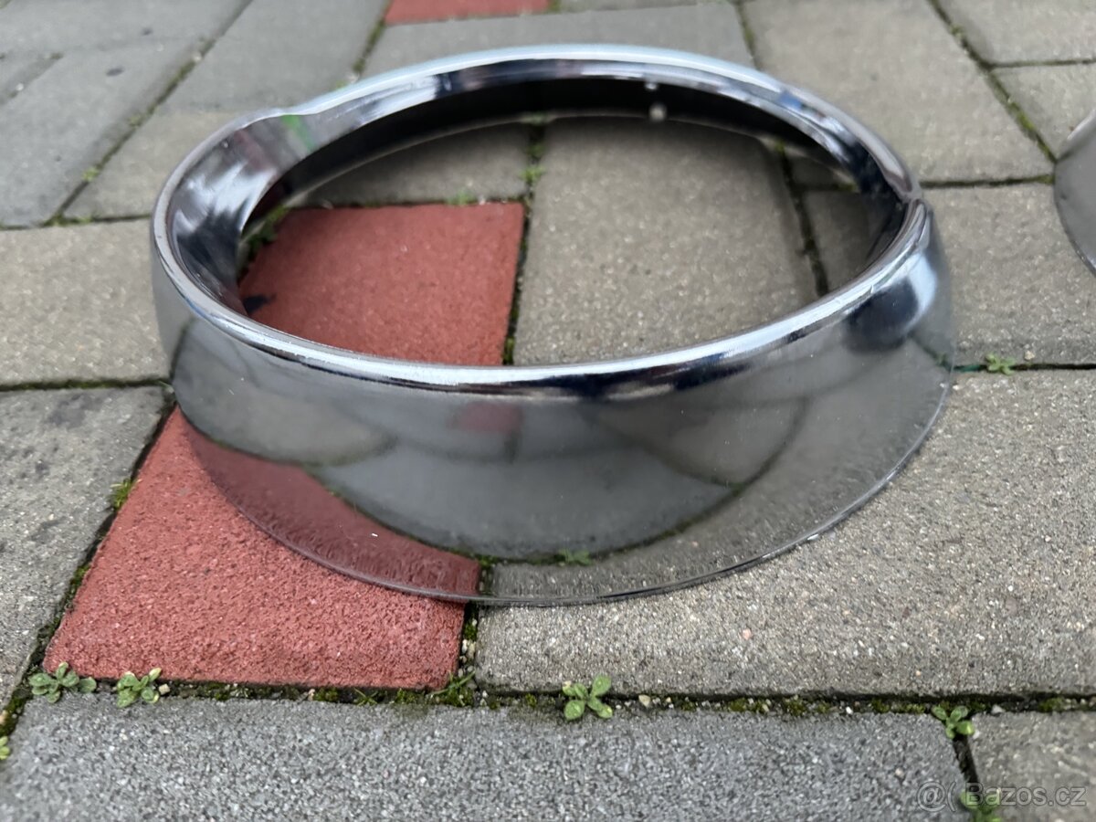 Volha Gaz 21,nové chromy předních světlometů - 6