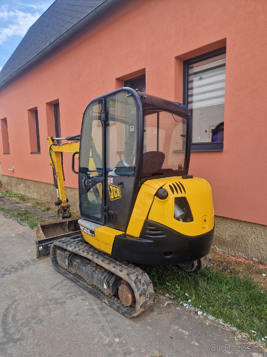PRODÁM MINIBAGR JCB 8026 CTS R.V 2023 - 6