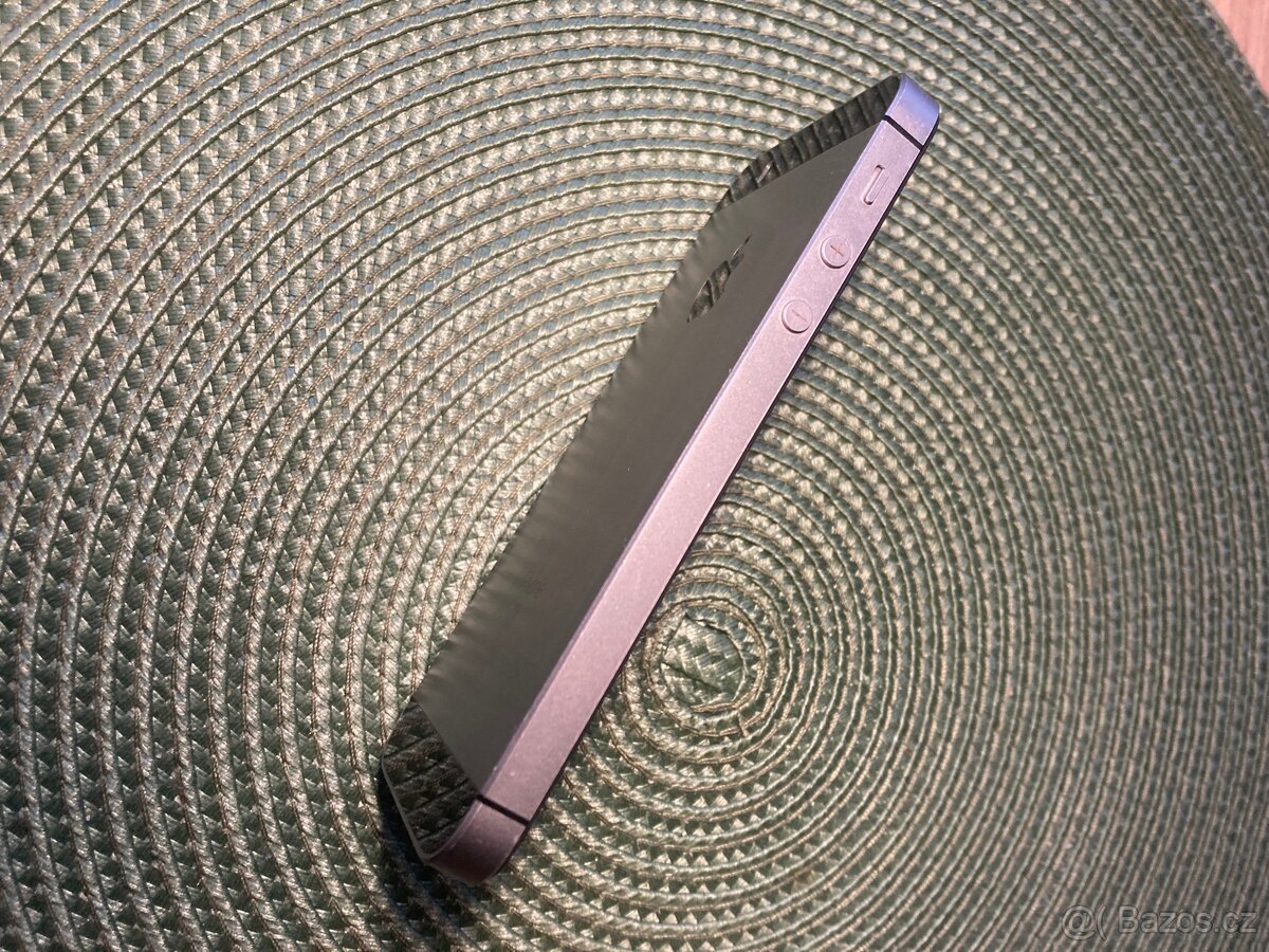 IPhone SE 2016 32gb BAT. 95% - 6