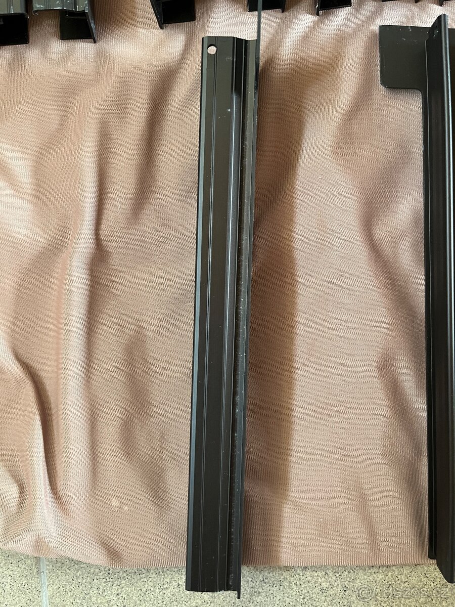 Gutmann - podomítkové krytky parapetu - 6