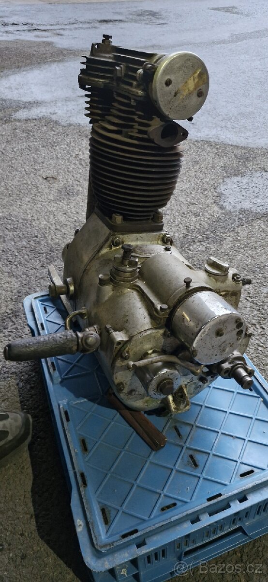 Motor Praga 350 - 6
