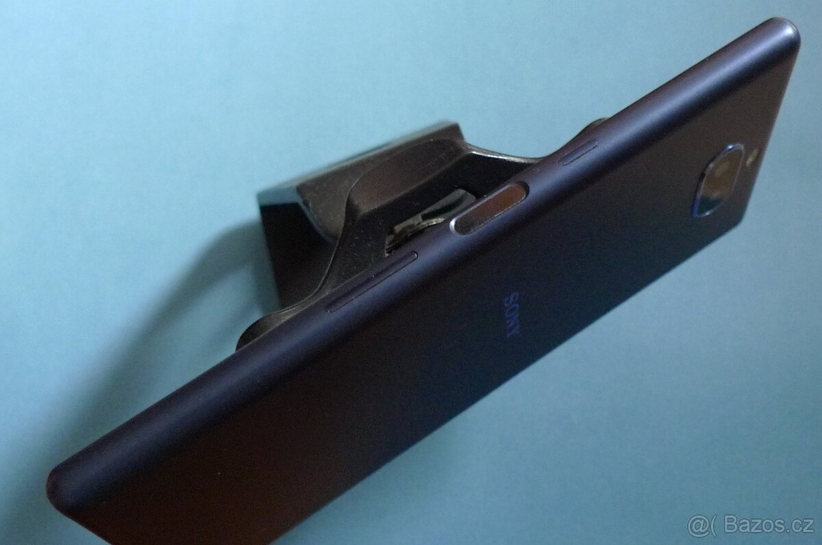 Sony Xperia 10 NAVY - 6