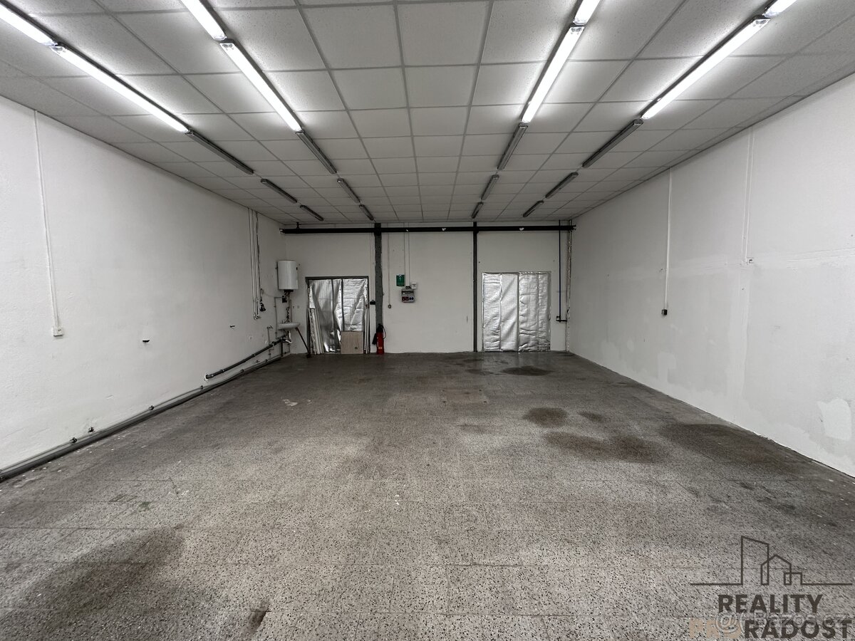 Pronájem skladu - dílny o výměře 75m2 v Adamově u Blanska č. - 6