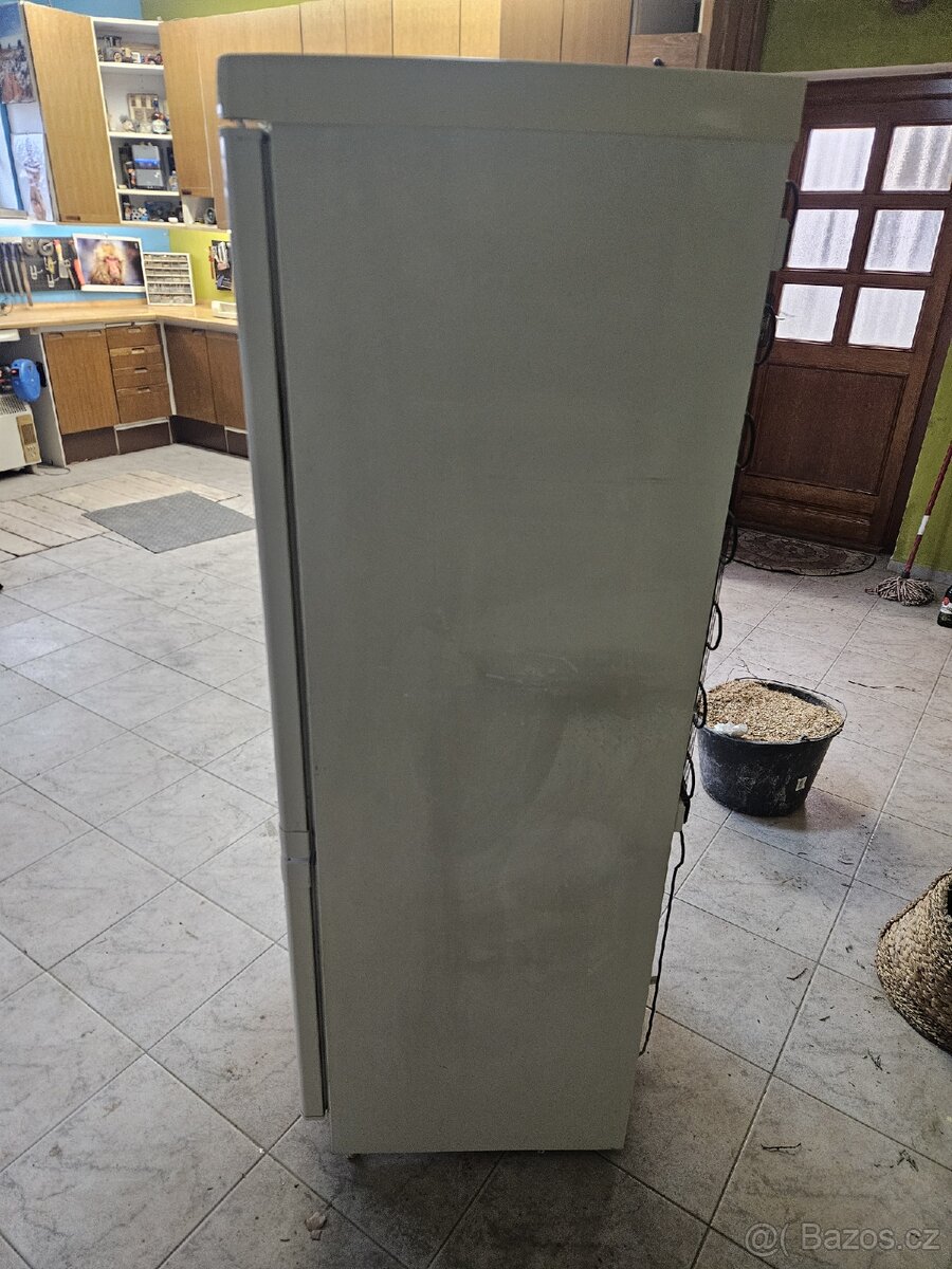 Lednice ZANUSSI s mrazákem - 6