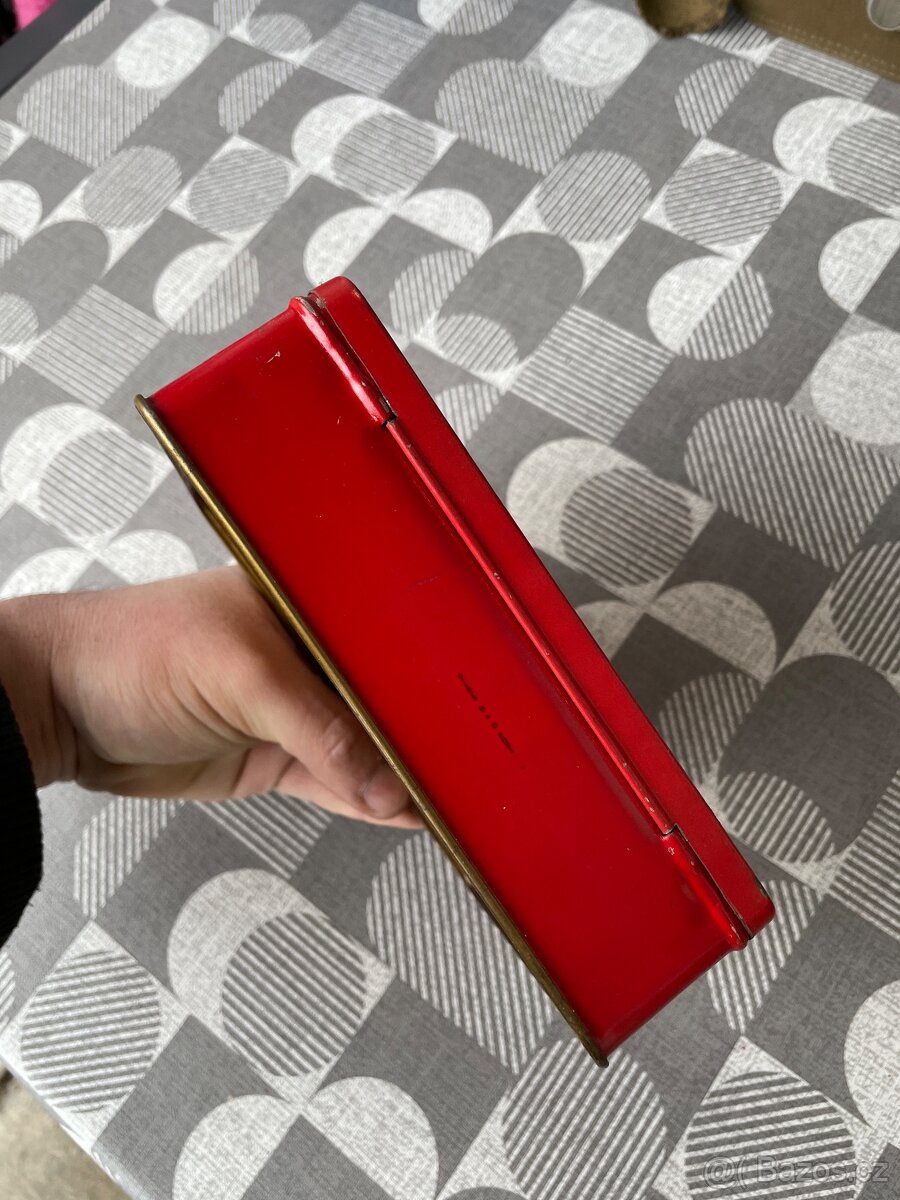 NOVÁ AUTOLÉKÁRNIČKA RETRO DO VETERÁNA, ULOŽENKA - 6