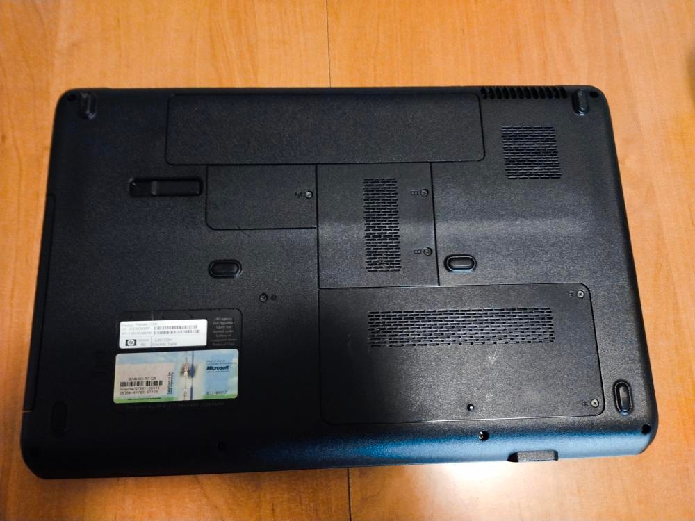 Prodám notebook HP Compaq - 6