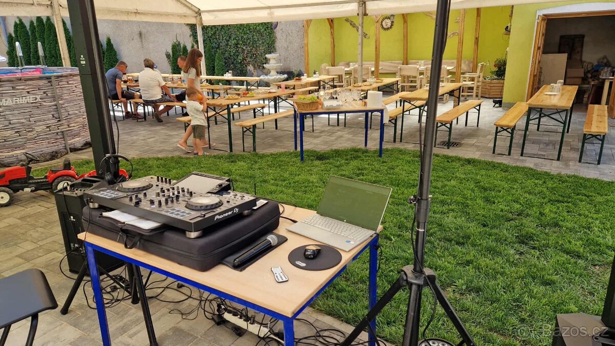 Pioneer XDJ RX3 + UDG Bag - 6