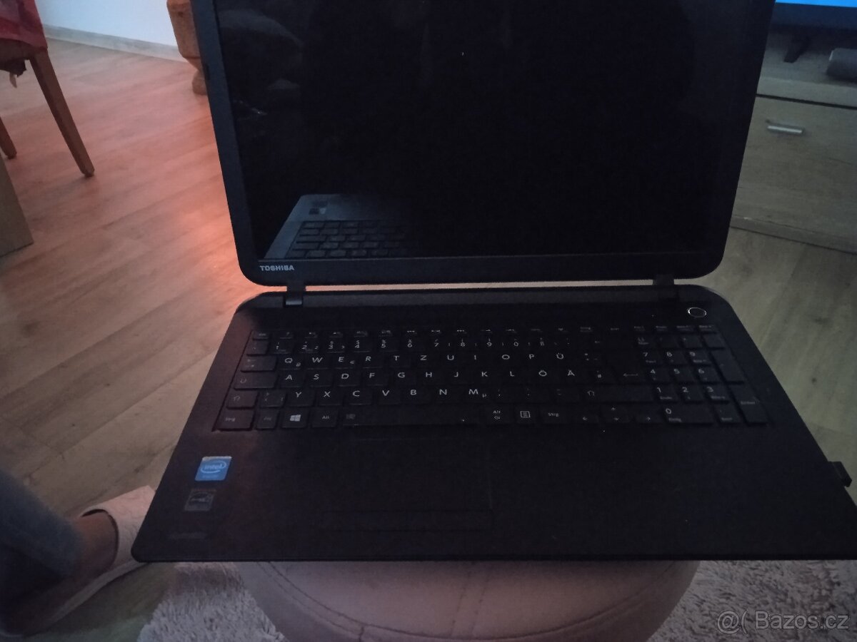 Prodám notebook Toshiba 15'6 při rychlém jednání sleva - 6