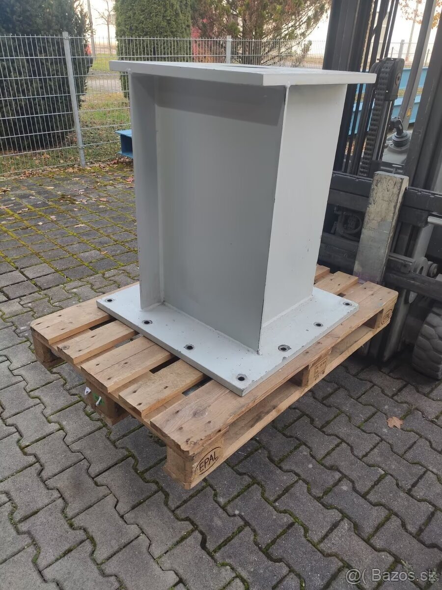 stlpový žeriav Demag 500 kg - 6 m - 6