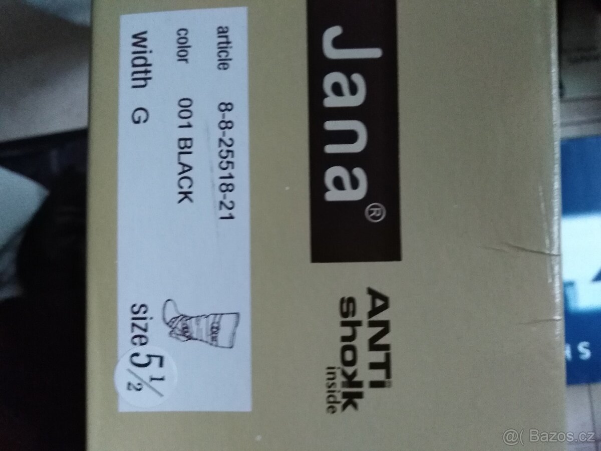 Různé zachovalé boty - 6