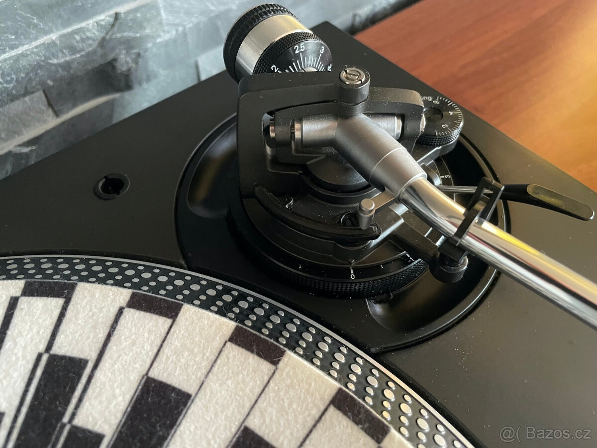 Technics SL 1210 mk5 - 6