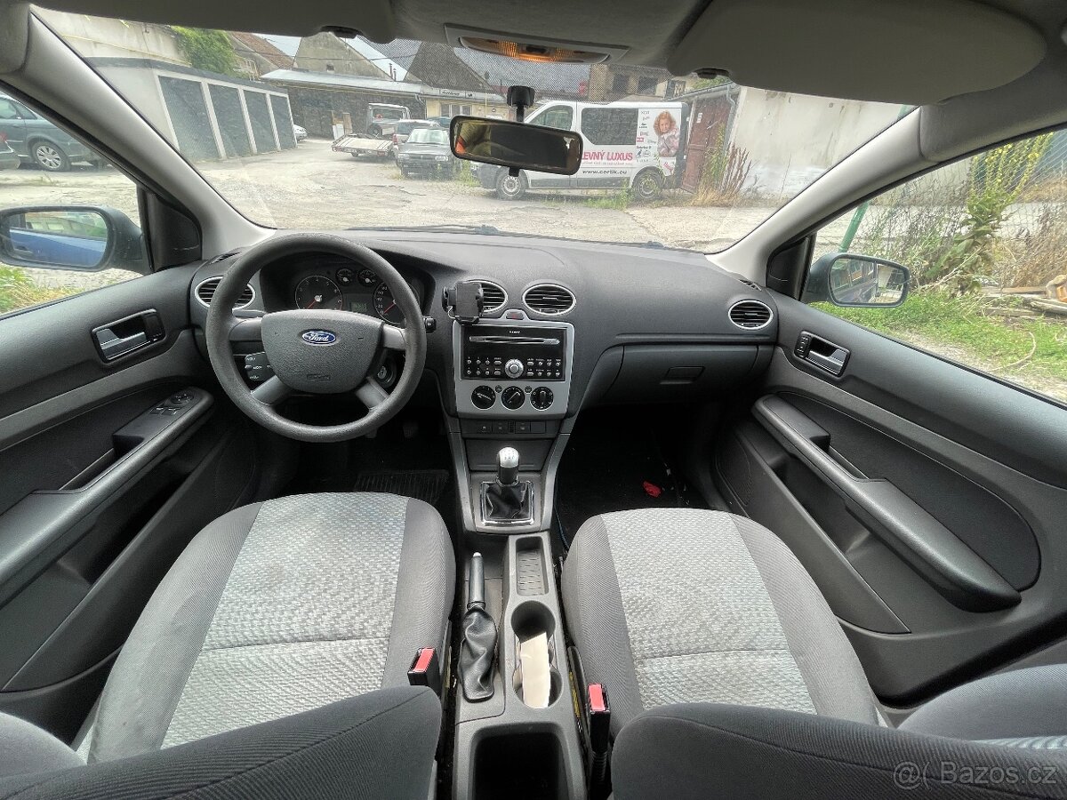 Ford Focus 1.6 kombi - 6