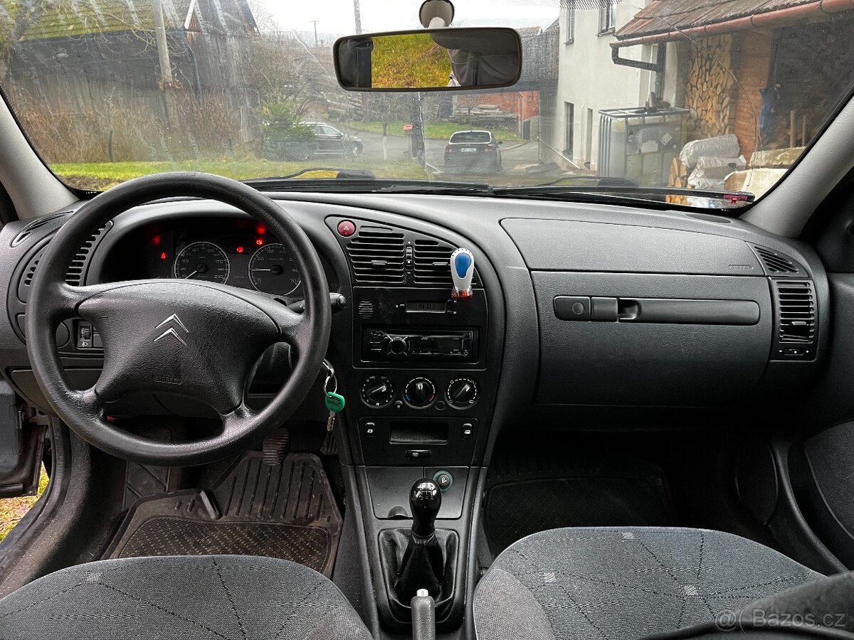 Citroën Xsara 1,4 ; benzín; r. v. 2004 - 6