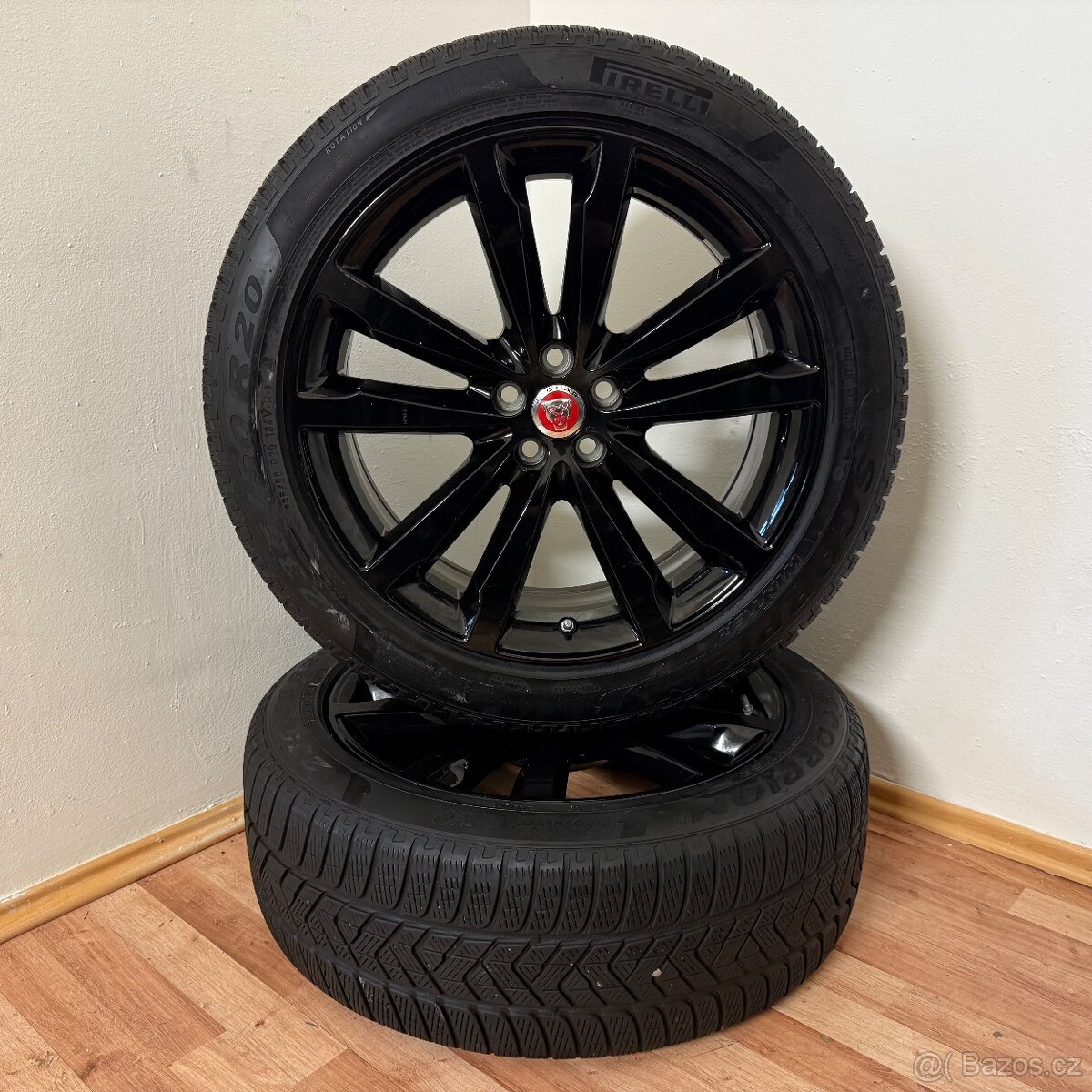 JAGUAR E-PACE 5x108 R20 ET40+ZIMNÍ 235/50R20 7/6mm - 6