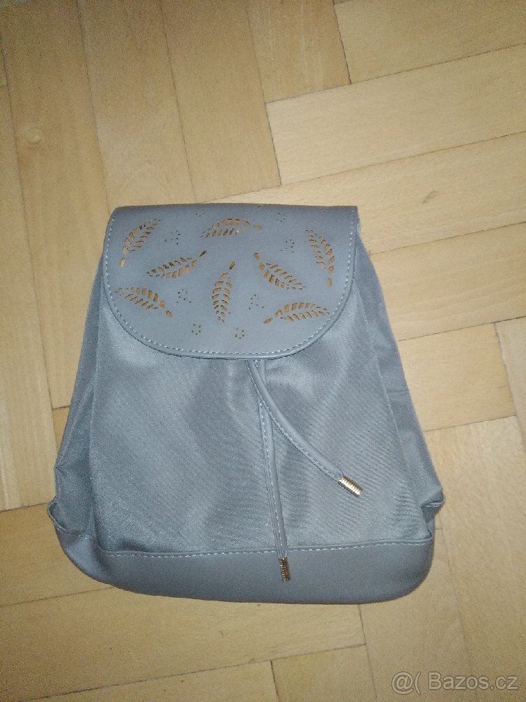 Sada: batoh + peněženka + šátek + hodinky - 6