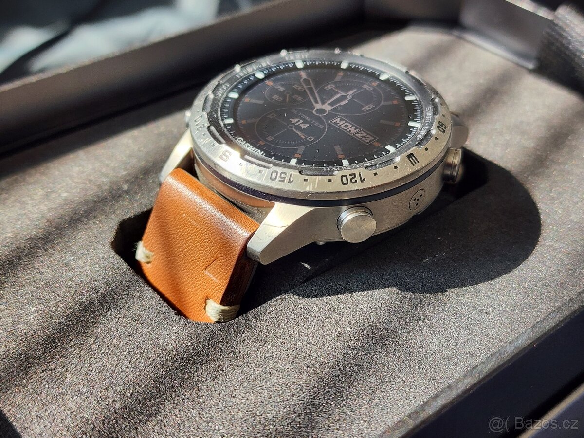 Garmin MARQ Adventurer - 6