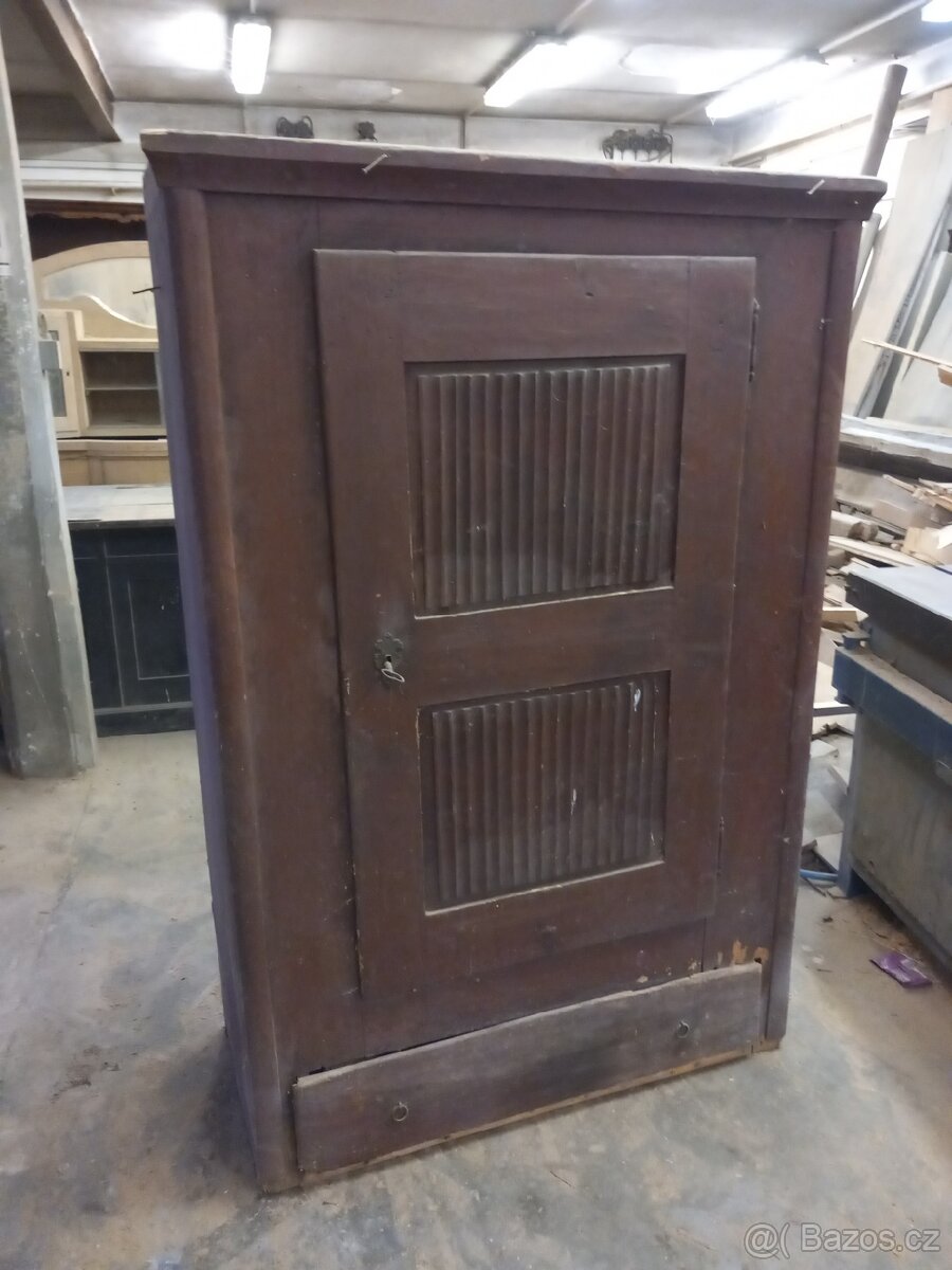 Starý nábytek - 6