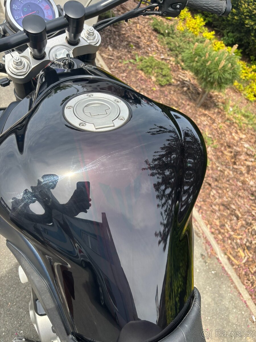 Yamaha MT01 - 6