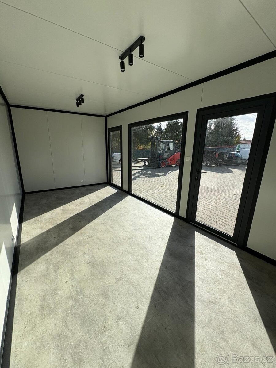 Celoroční Kontejner PIR 100 - 6