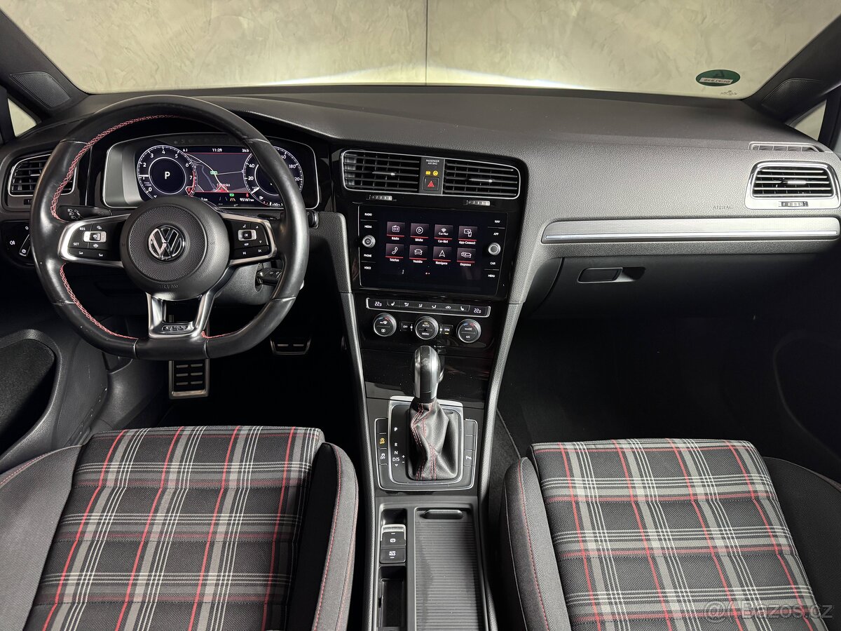 Volkswagen Golf 2,0 TSi DSG 180kW GTI Virtual Assist - 6