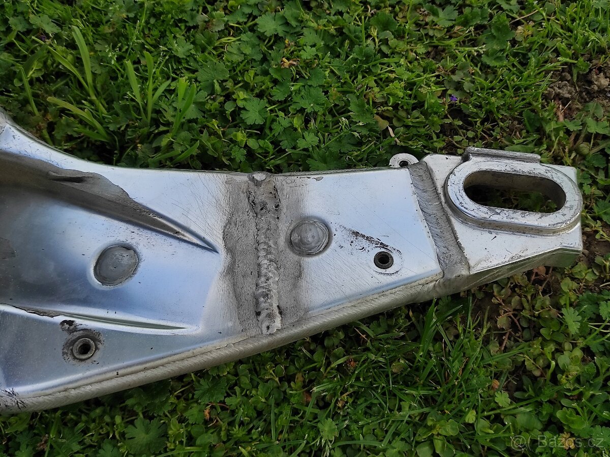 Kyvná vidlice Aprilia RSV 1000R, Factory - 6