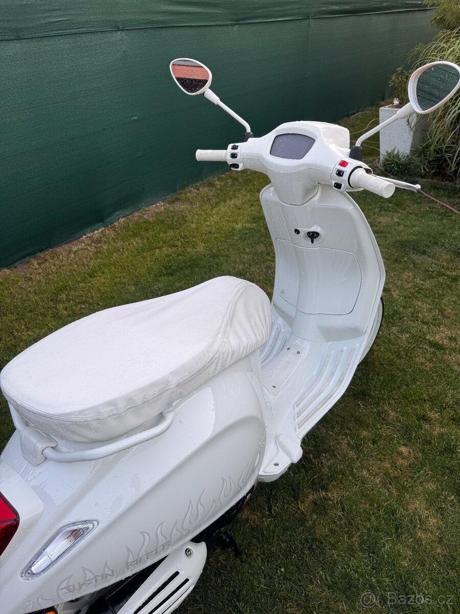 Vespa sprint 125 justin bieber - 6