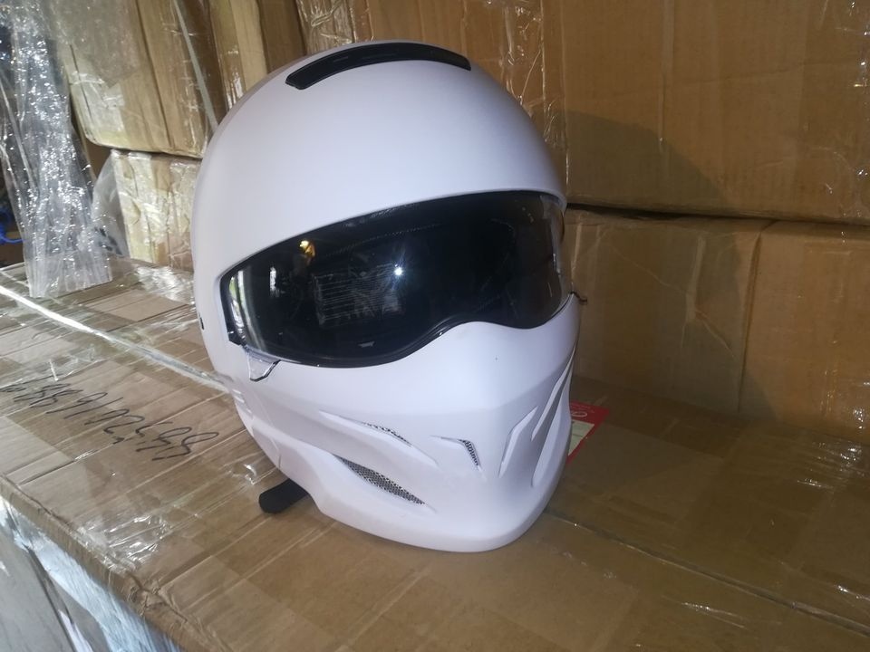 Helma vel M s cirým hledím - 6