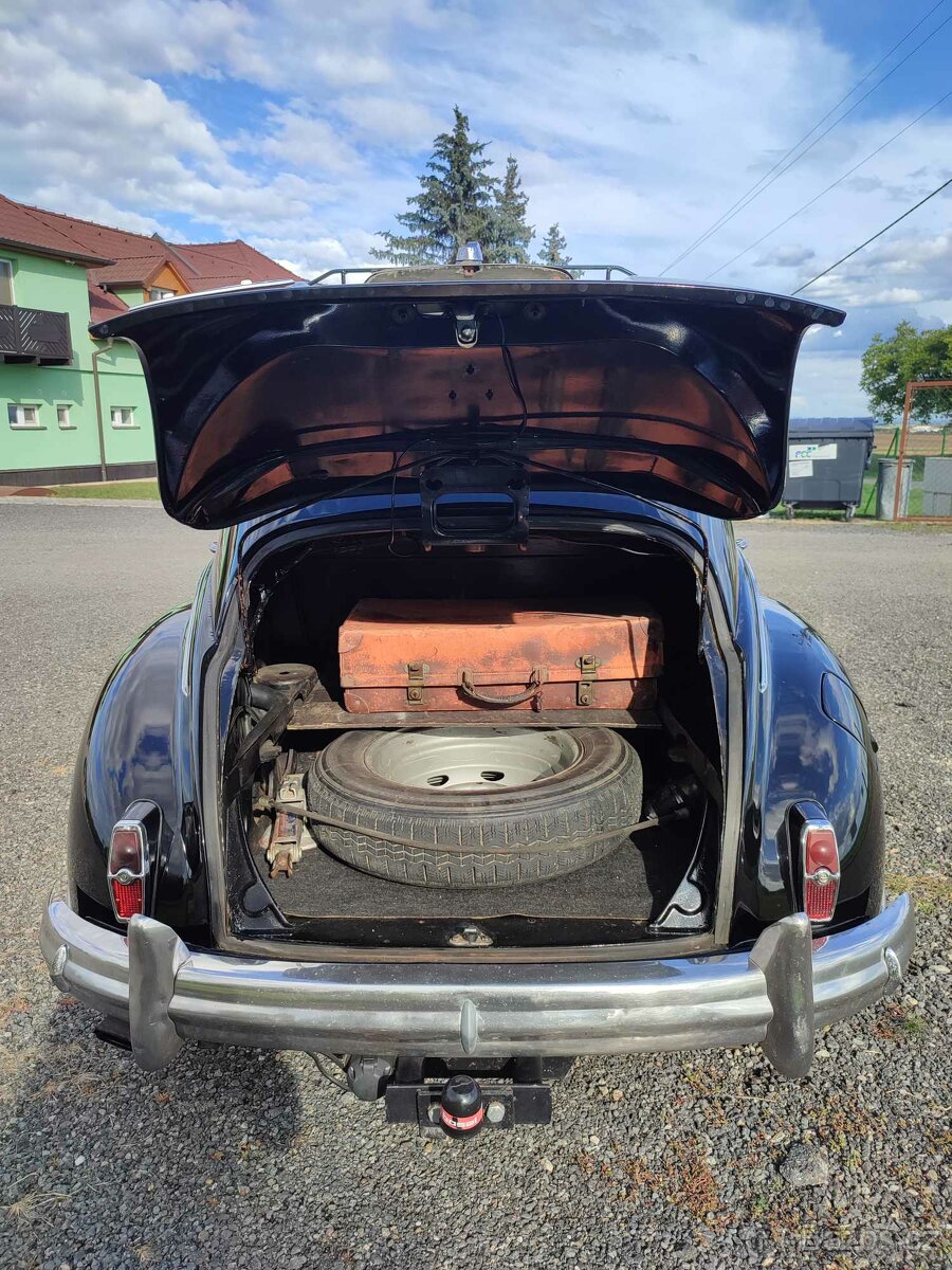 Peugeot 203 rok 1954 - 6