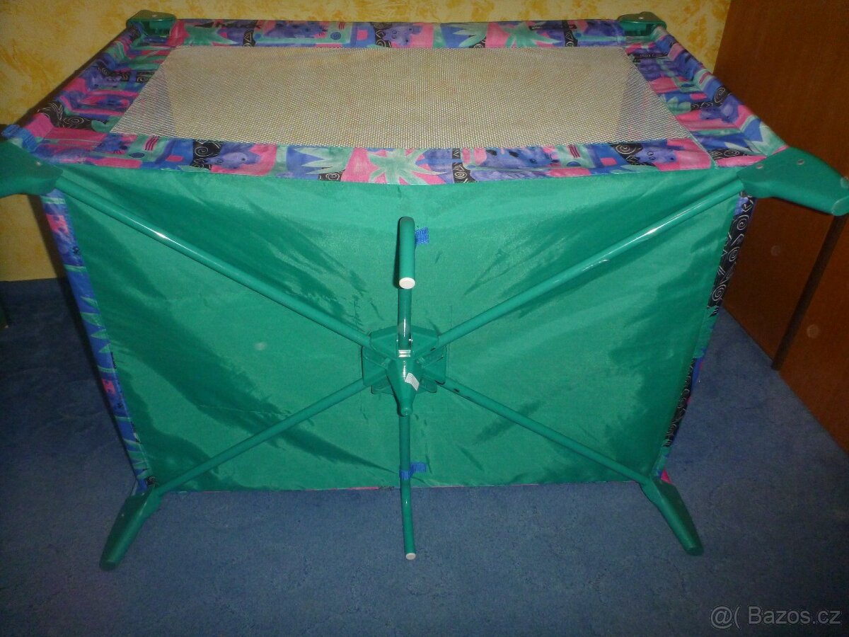 Prodám děts. skládací postýlku - 6