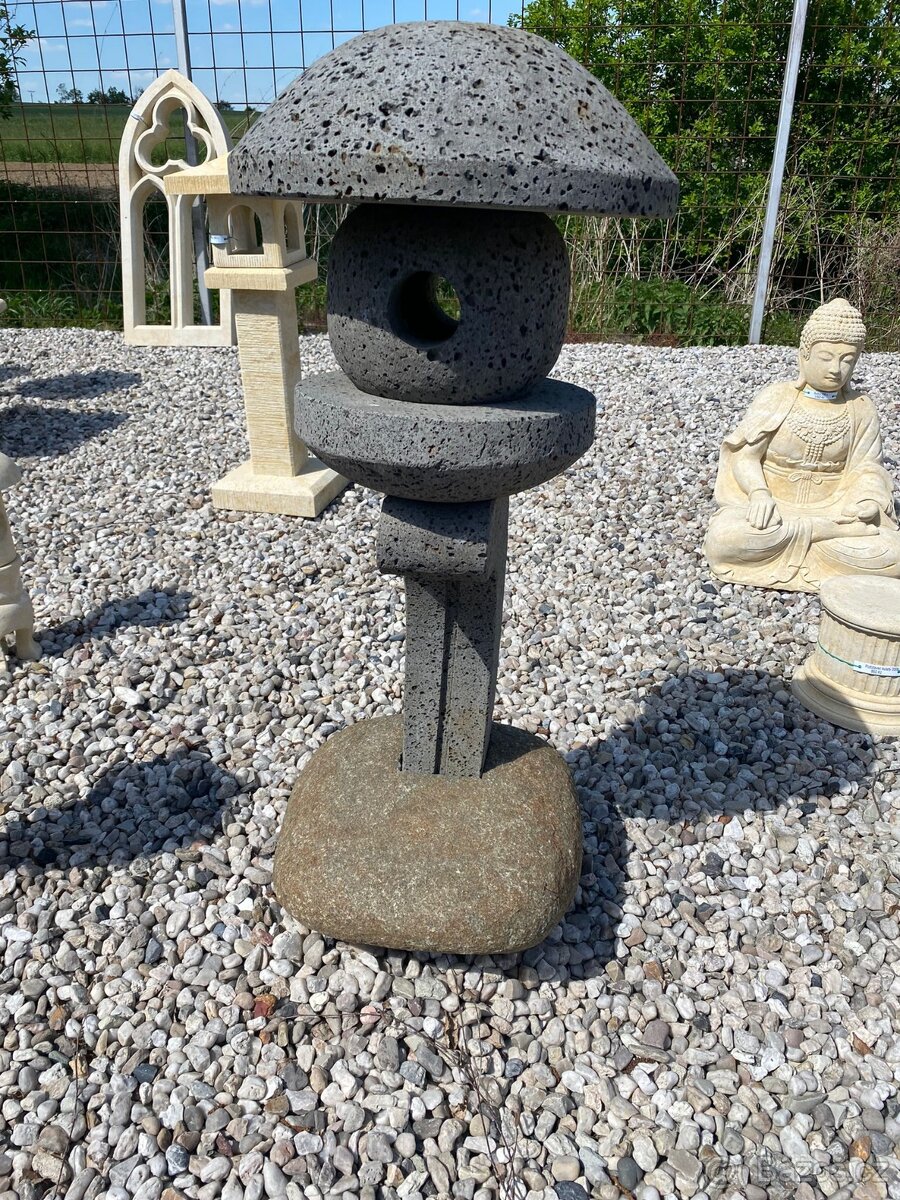 Kamenná zahradní dekorace a fontány - 6