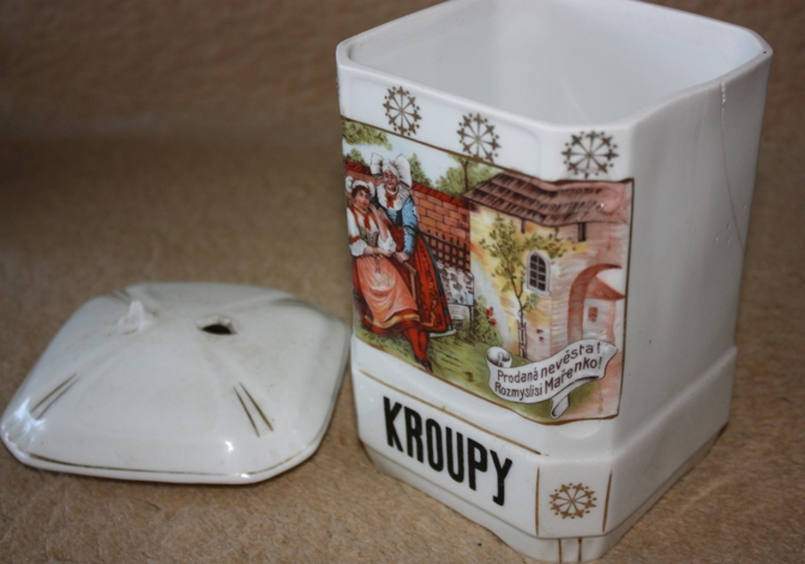 Prodaná nevěsta kořenky velké + malé, celkem 10 ks doza dosa - 6