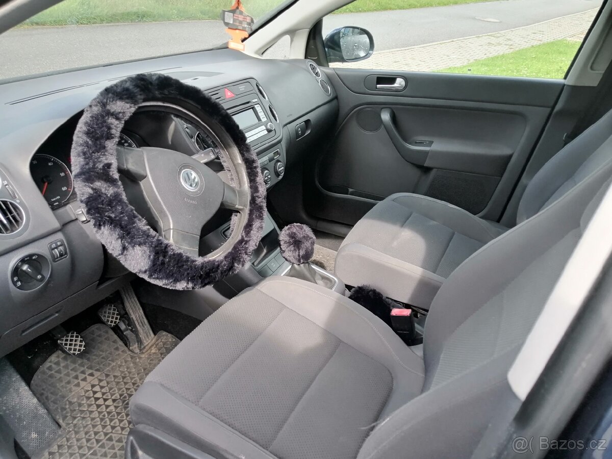 Prodám wolsvagen golf plus. - 6