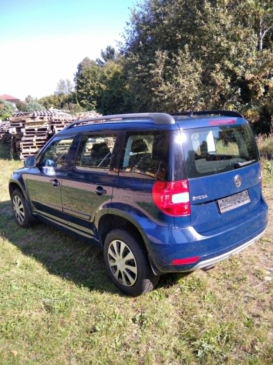 Škoda Yeti 1.2 TSI 77 Kw NEHAVAROVANÉ 1 MAJITEL - 6