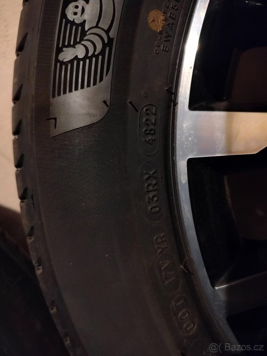 Al kola Trinity 18" s pneu Michelin - 6