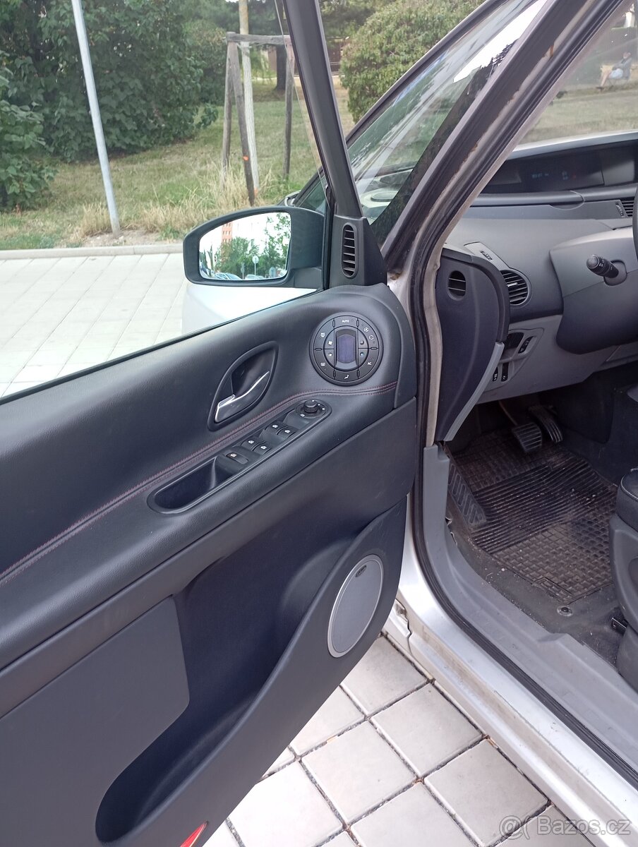 Prodám Renault Espace IV 2.2 DCI - 6