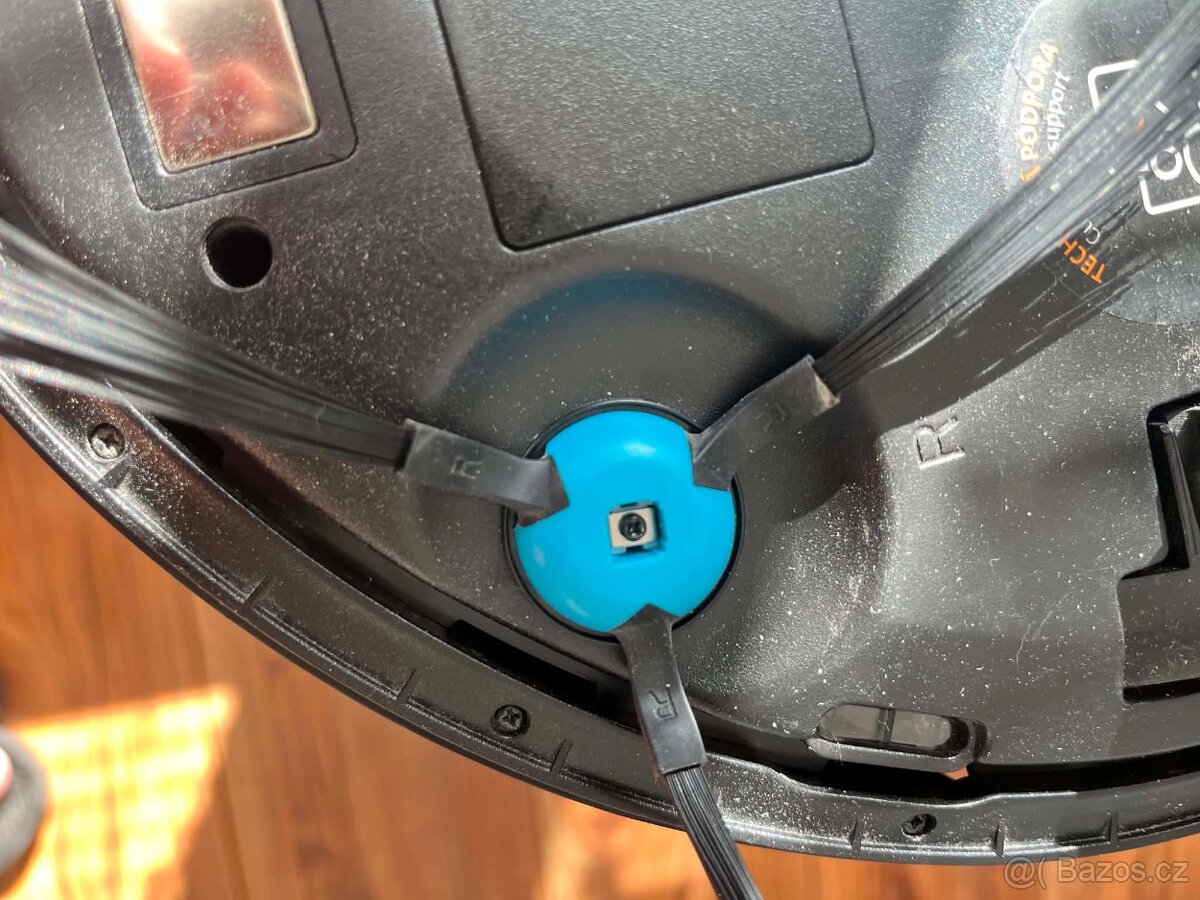 Robotický vysavač ETA Master 2 PRO 6229 90000 - 6