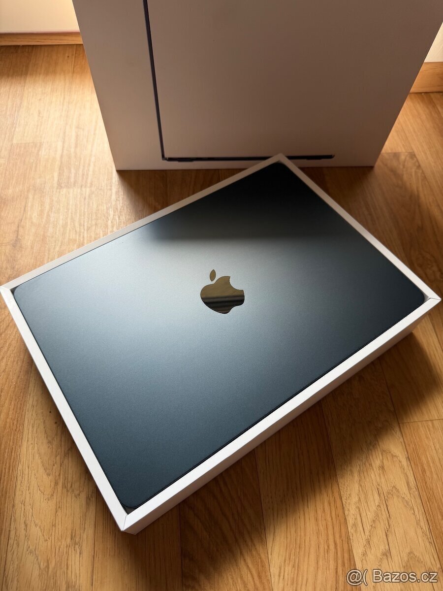 MacBook Air 13” M3 256GB Midnight - 6