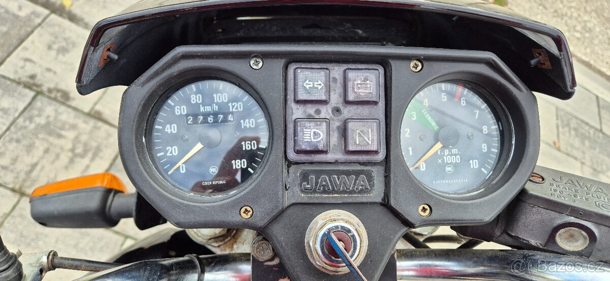 Jawa 350/640 Black edition - 6