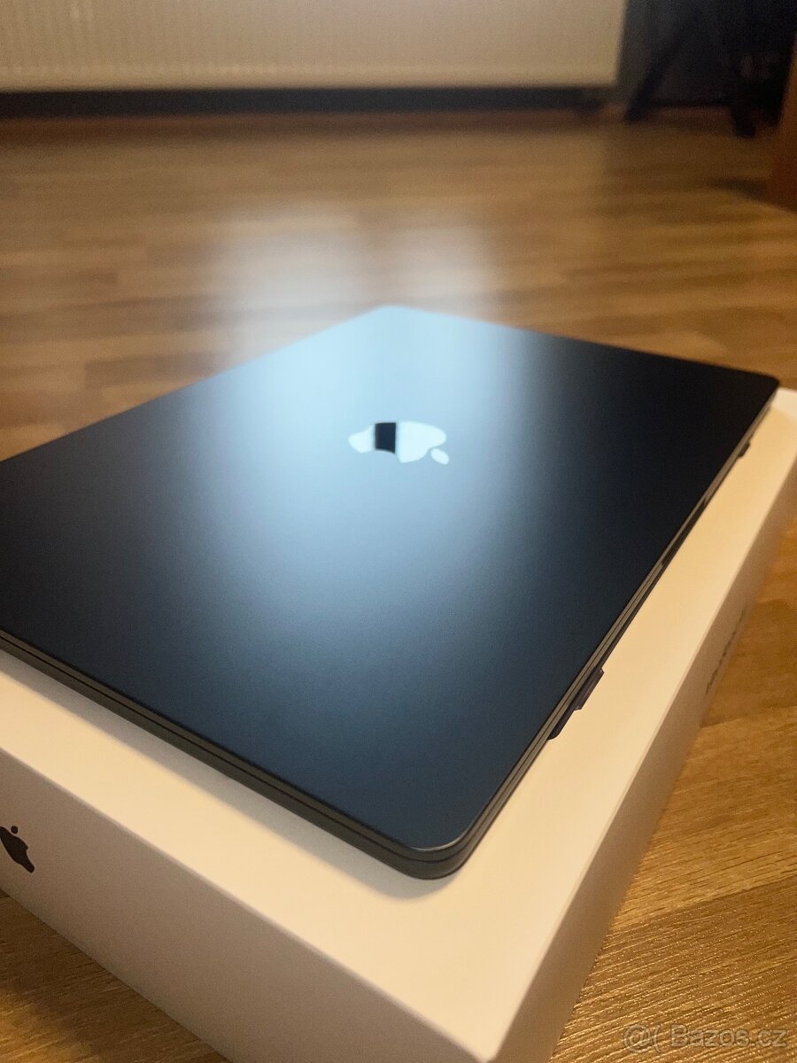 MacBook Air 15" M4 2025 Temně Inkoustový - 6