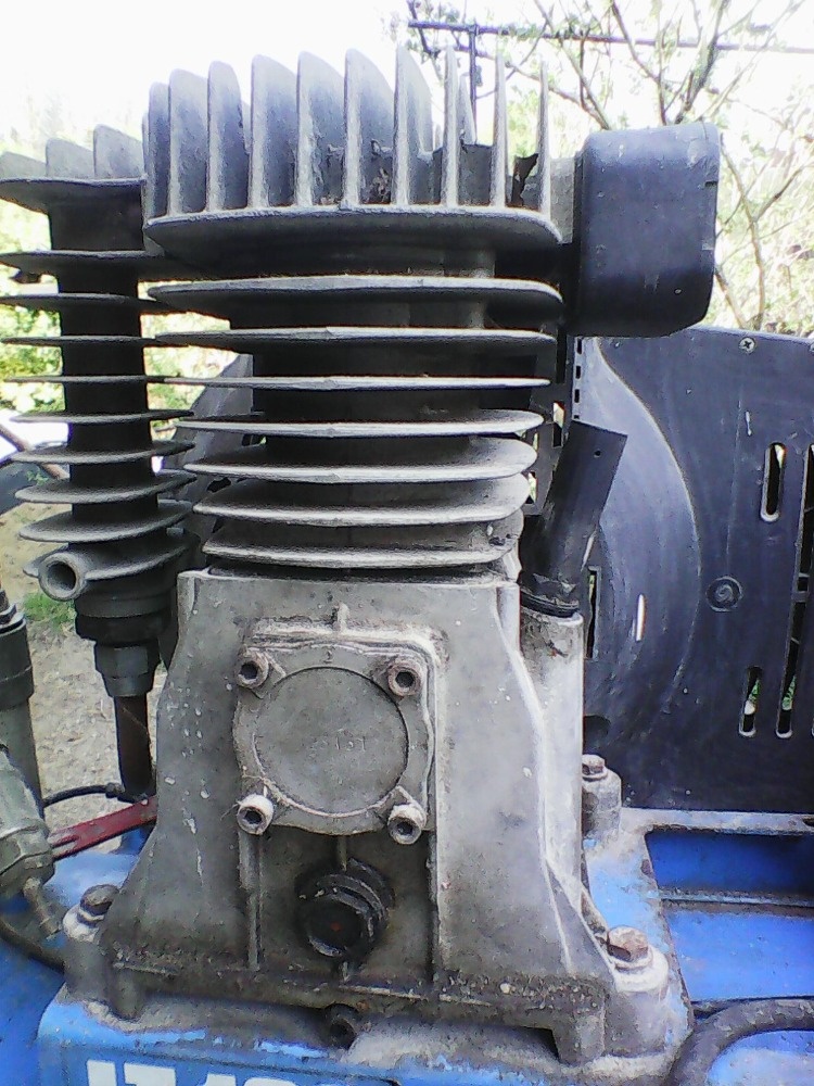 Olejový kompresor - 6