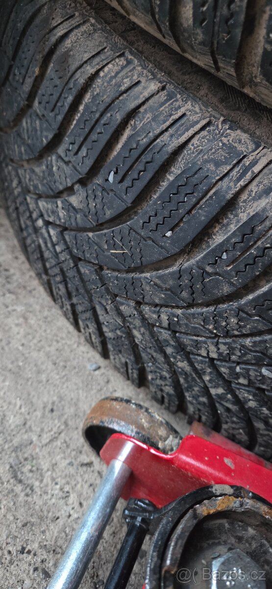 205/60/R16 zimni Firestore Winterhawk 4 - 6