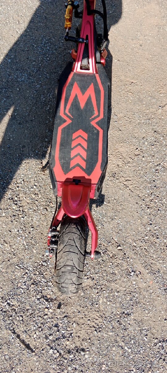 Kolobezka Kaabo Mantis 10 - 6