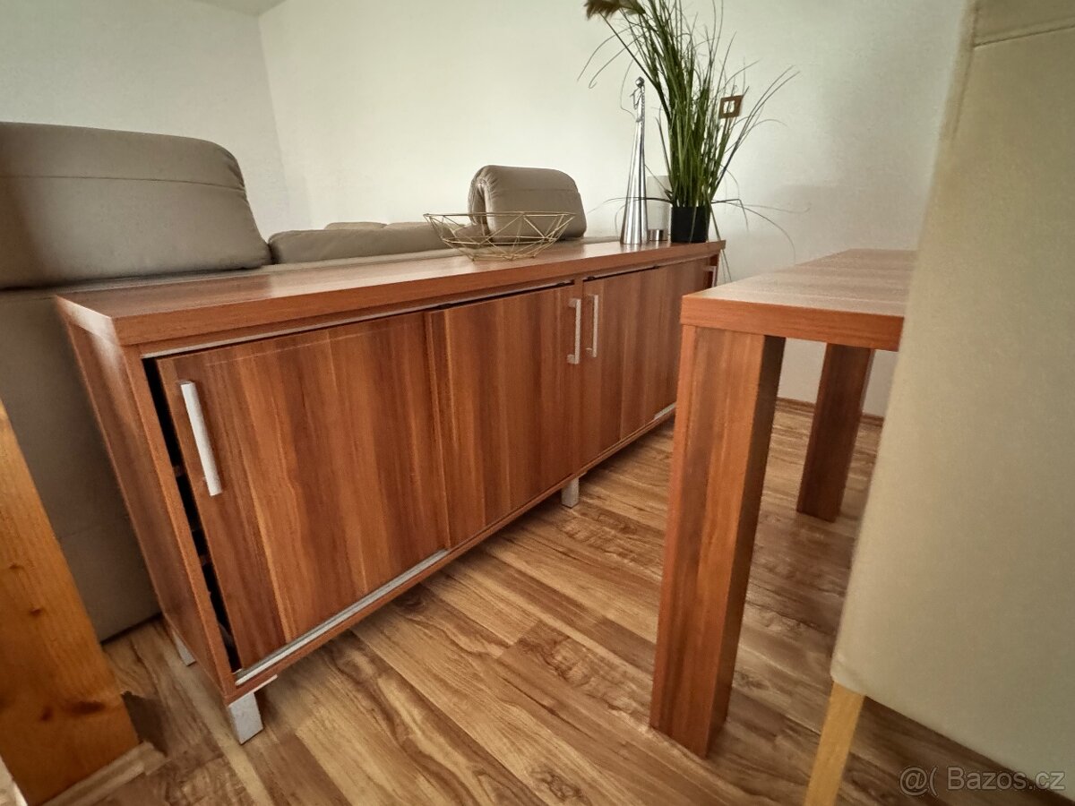 Kuchyne + jídelna a obývák - 6