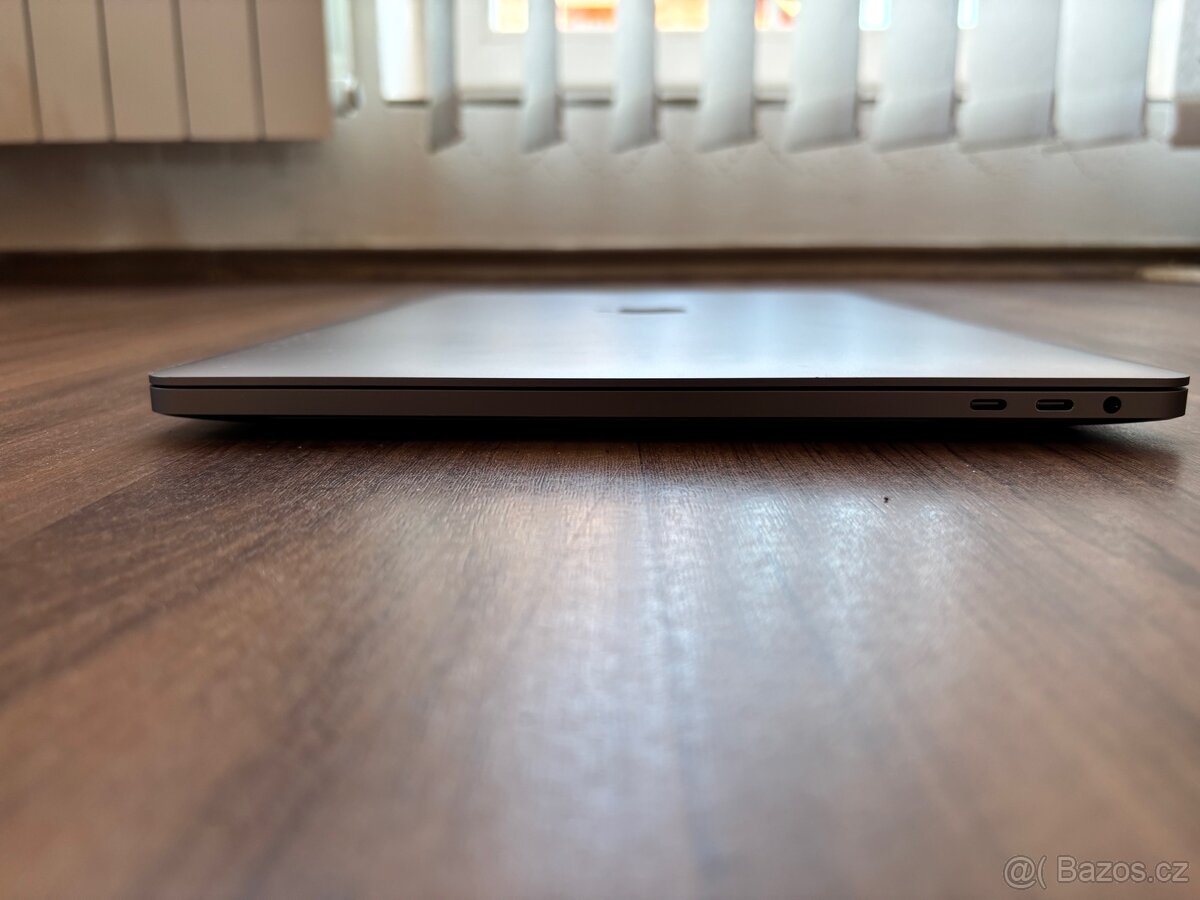 Macbook Pro 16” CTO 32Gb + 512Gb - 6