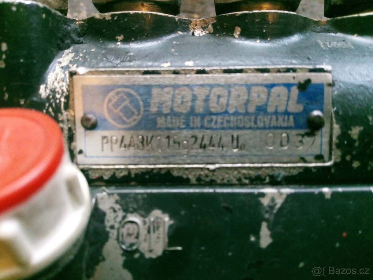 prodám vstřikovací čerpadlo 2444 vhodné pro Zetor 6911 -7045 - 6