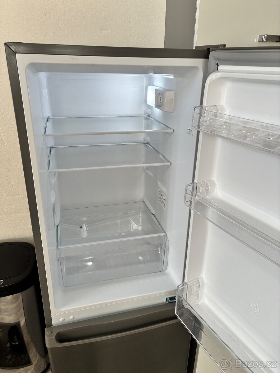 Lednice Goddess rok stará - 6