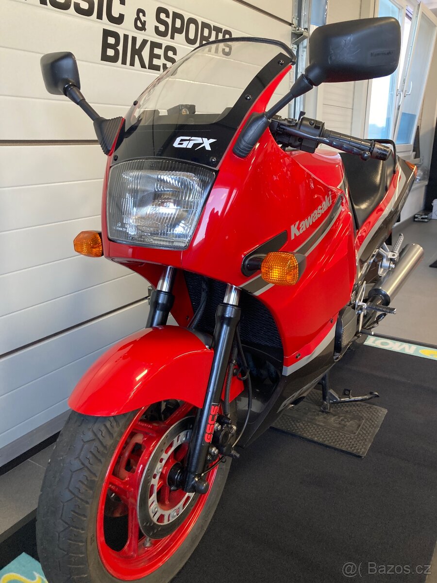 KAWASAKI GPX 600 - 6