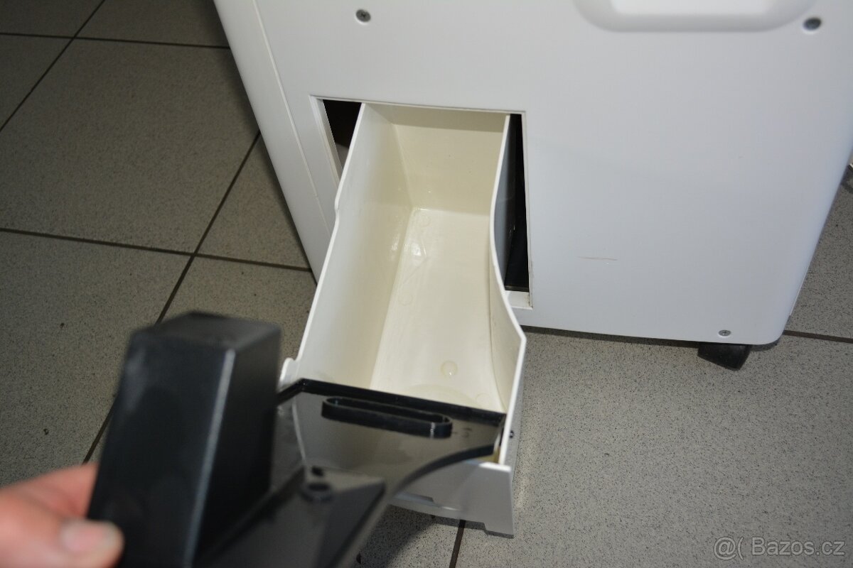 Mobilní klimatizační jednotka Midea - 6